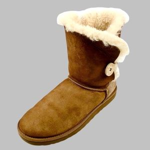 UGG Womens Tan Suede Bailey Button Pull On Boots Size 10